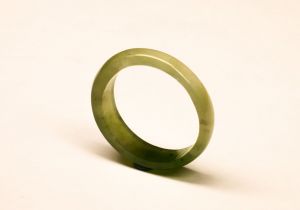 Кольцо из нефрита 