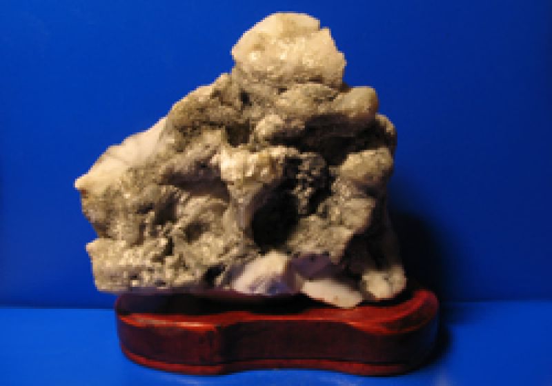 Фото Белая скала 白い岩, агат кахолонг 